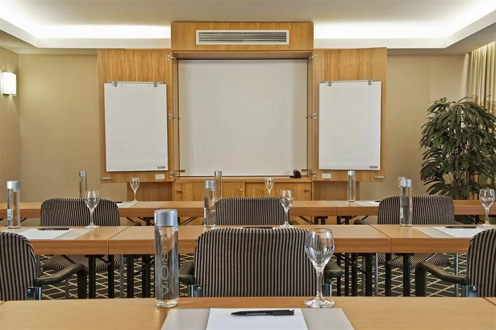 Relexa Hotel Stuttgarter Hof Βερολίνο 4*,