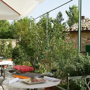 La Pieve 3*, Semproniano Italia