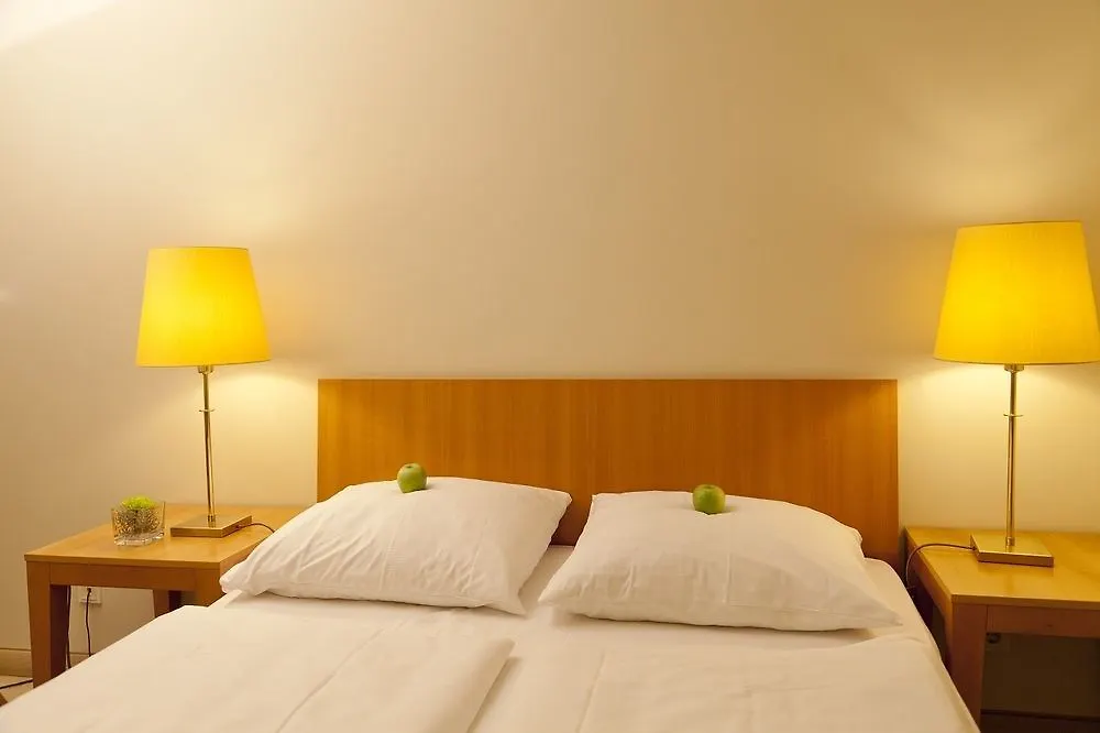 ****  Relexa Hotel Stuttgarter Hof Берлин Германия